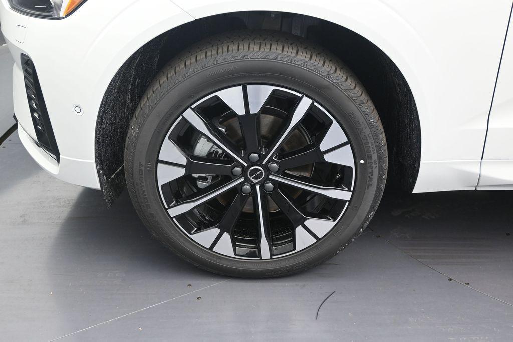 new 2026 Volvo XC60 car, priced at $56,855