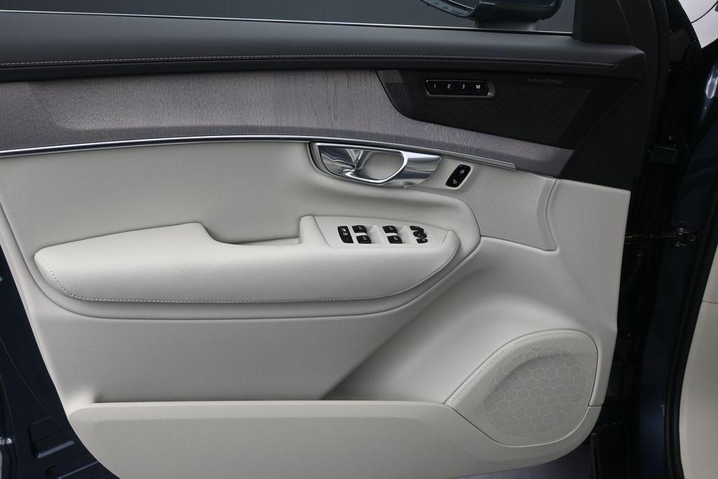 new 2026 Volvo XC90 car, priced at $73,405