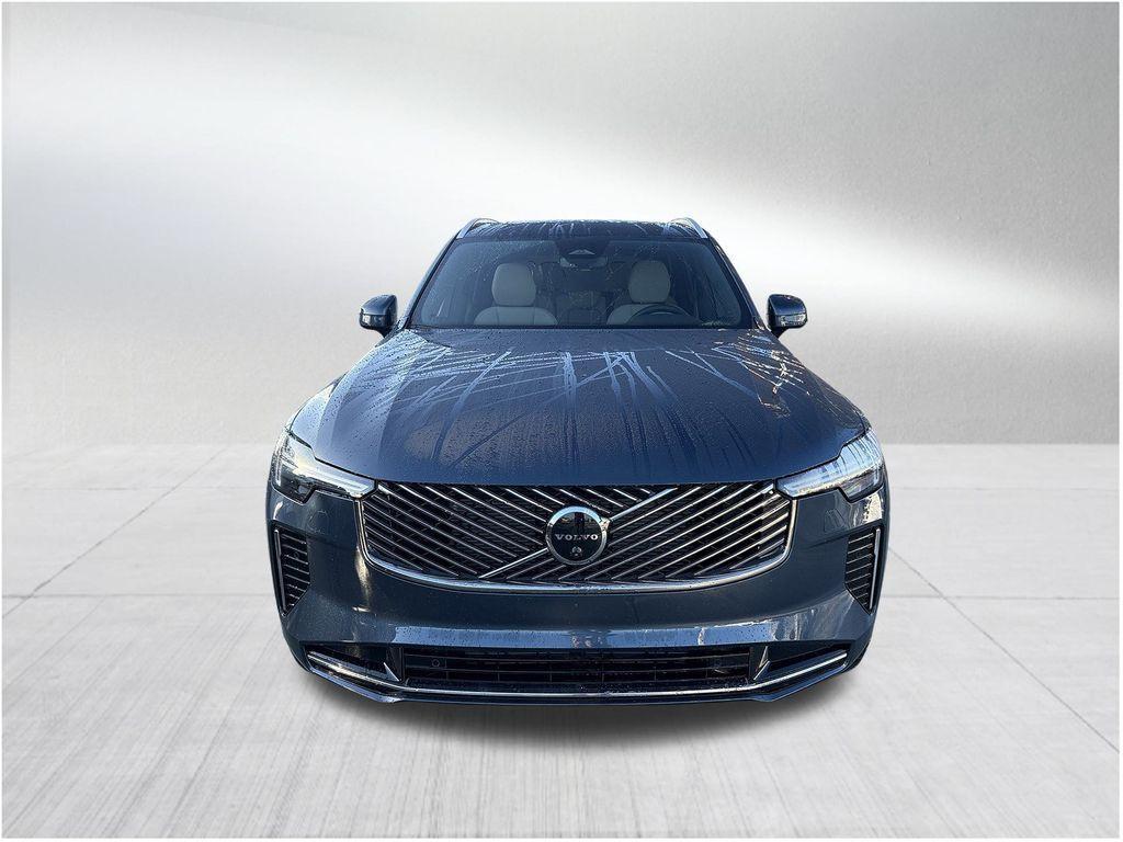 new 2026 Volvo XC90 car, priced at $62,325