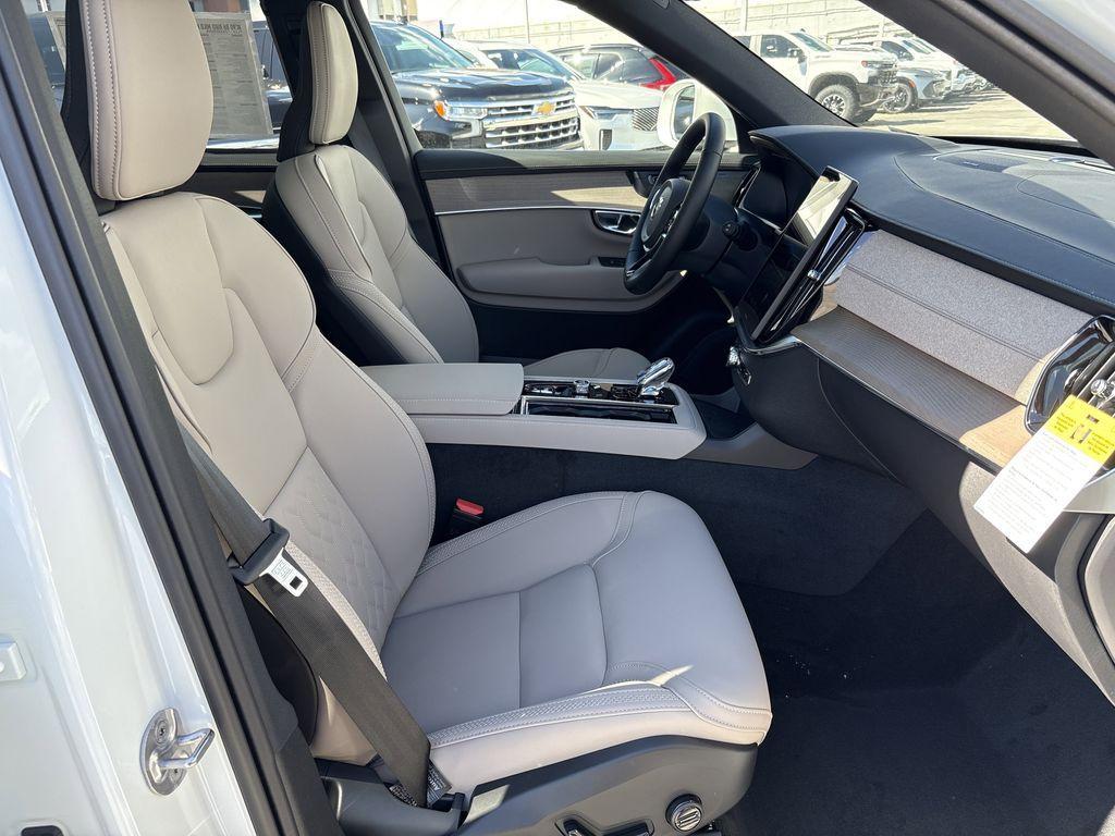 new 2026 Volvo XC90 car, priced at $62,325
