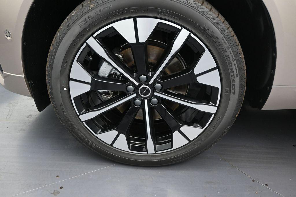 new 2026 Volvo XC60 car, priced at $55,245