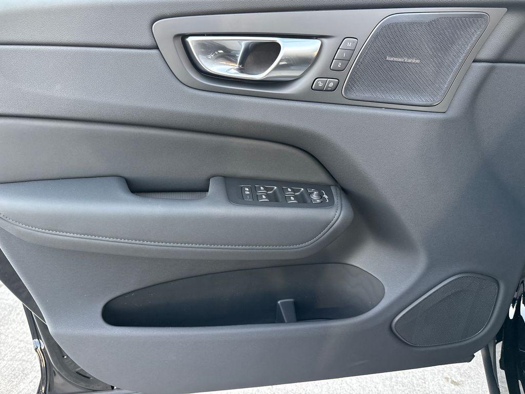 new 2026 Volvo XC60 car, priced at $60,595