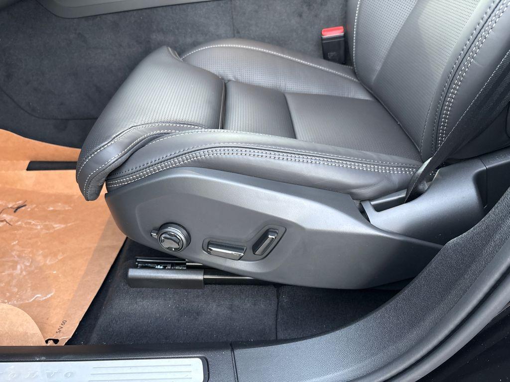 new 2026 Volvo XC60 car, priced at $60,595