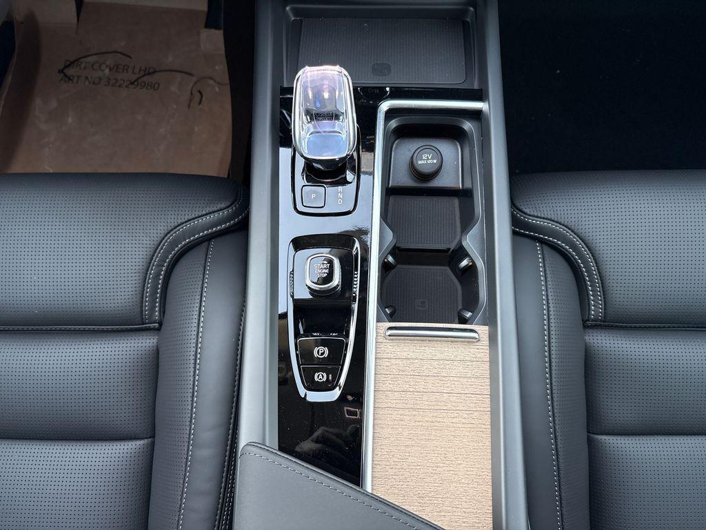 new 2026 Volvo XC60 car, priced at $60,595