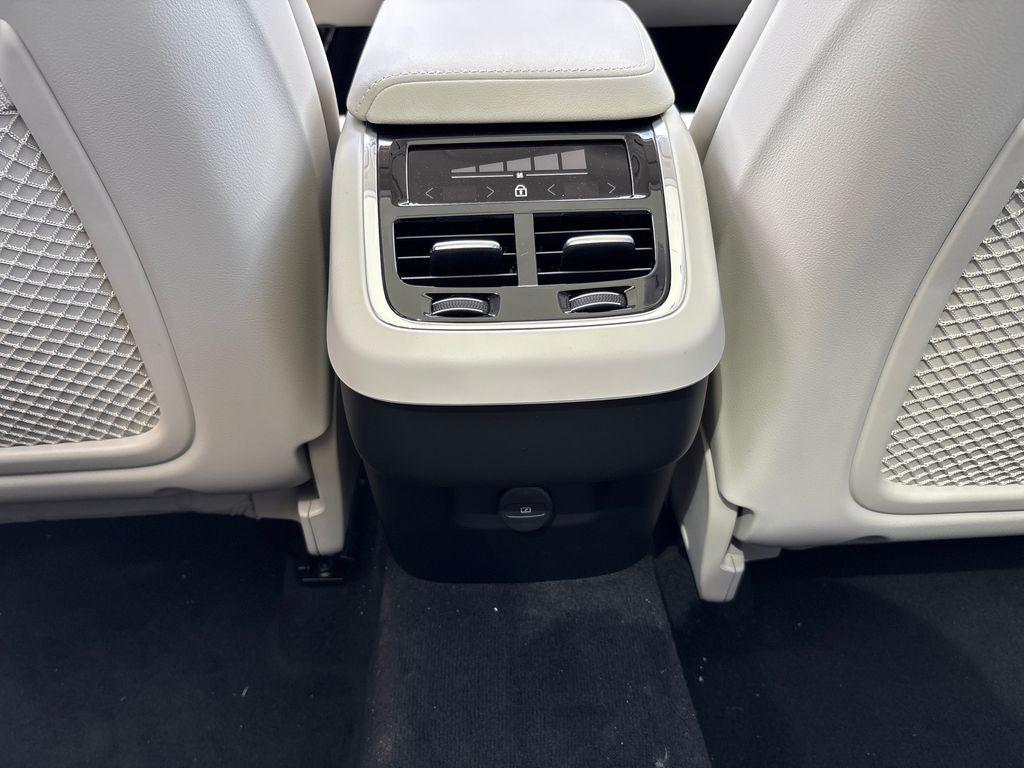 new 2026 Volvo XC60 car, priced at $61,270