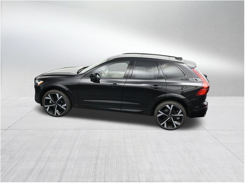 new 2026 Volvo XC60 car, priced at $61,270