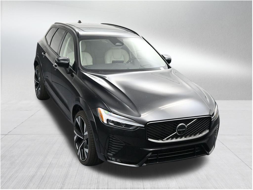 new 2026 Volvo XC60 car, priced at $61,270