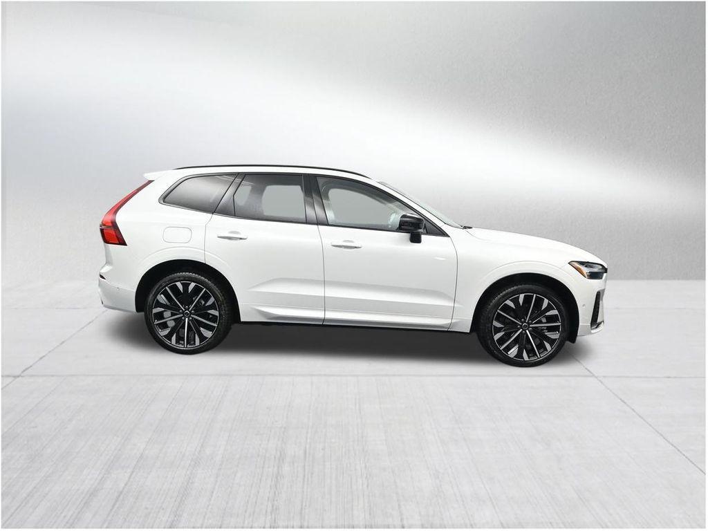 new 2026 Volvo XC60 car, priced at $62,685