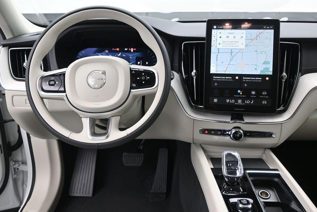 new 2026 Volvo XC60 car, priced at $62,685