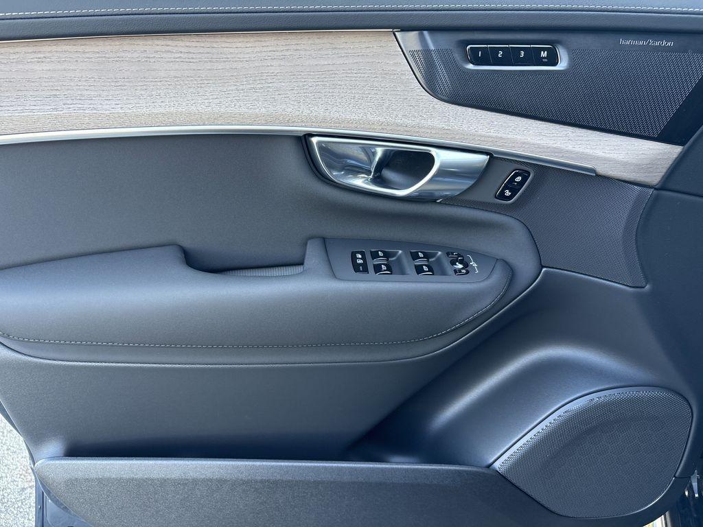 new 2026 Volvo XC90 Plug-In Hybrid car, priced at $78,945