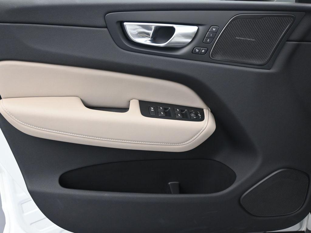 new 2026 Volvo XC60 car, priced at $57,460