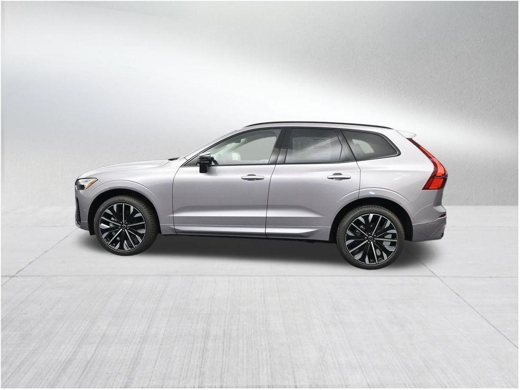 new 2026 Volvo XC60 car, priced at $61,095