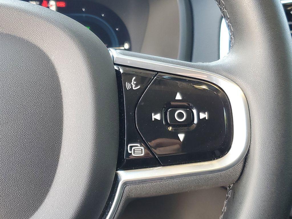 2023 Champagne Volvo XC90 Recharge Plug-In Hybrid