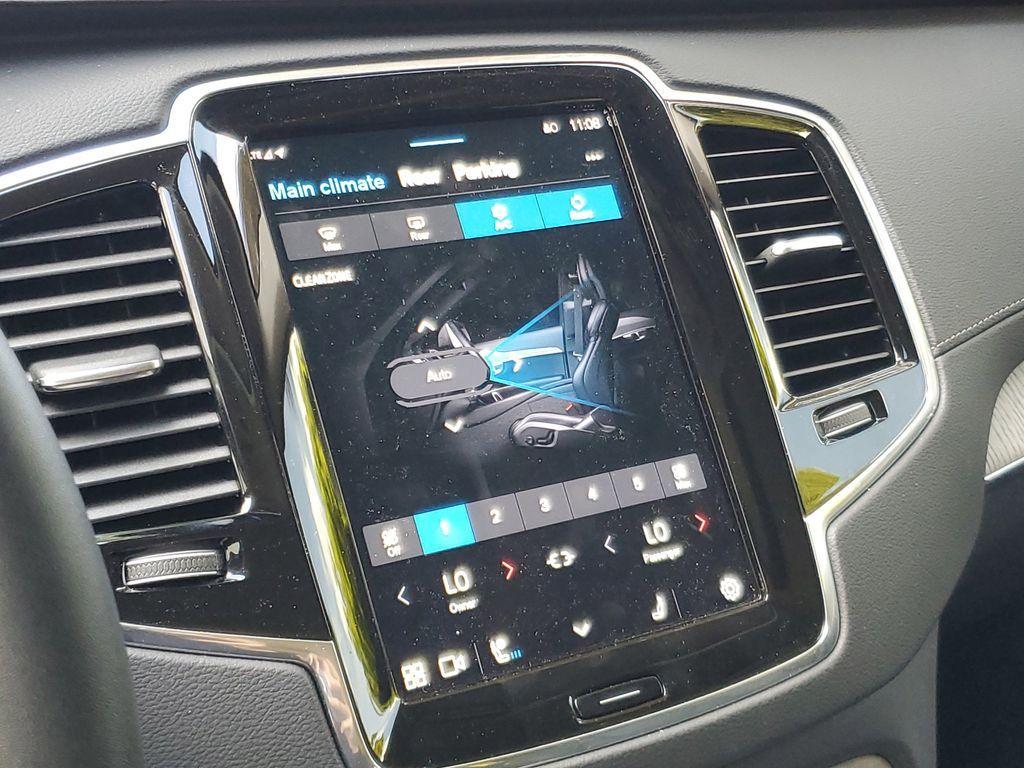 2023 Champagne Volvo XC90 Recharge Plug-In Hybrid