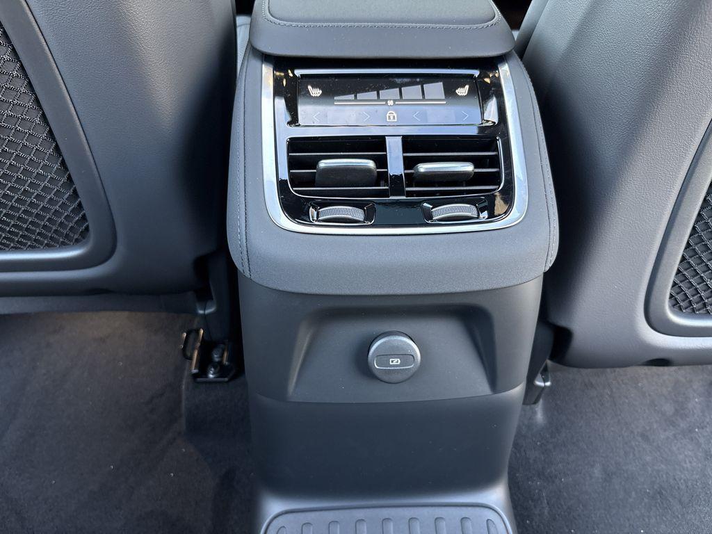 new 2026 Volvo XC90 Plug-In Hybrid car, priced at $74,995