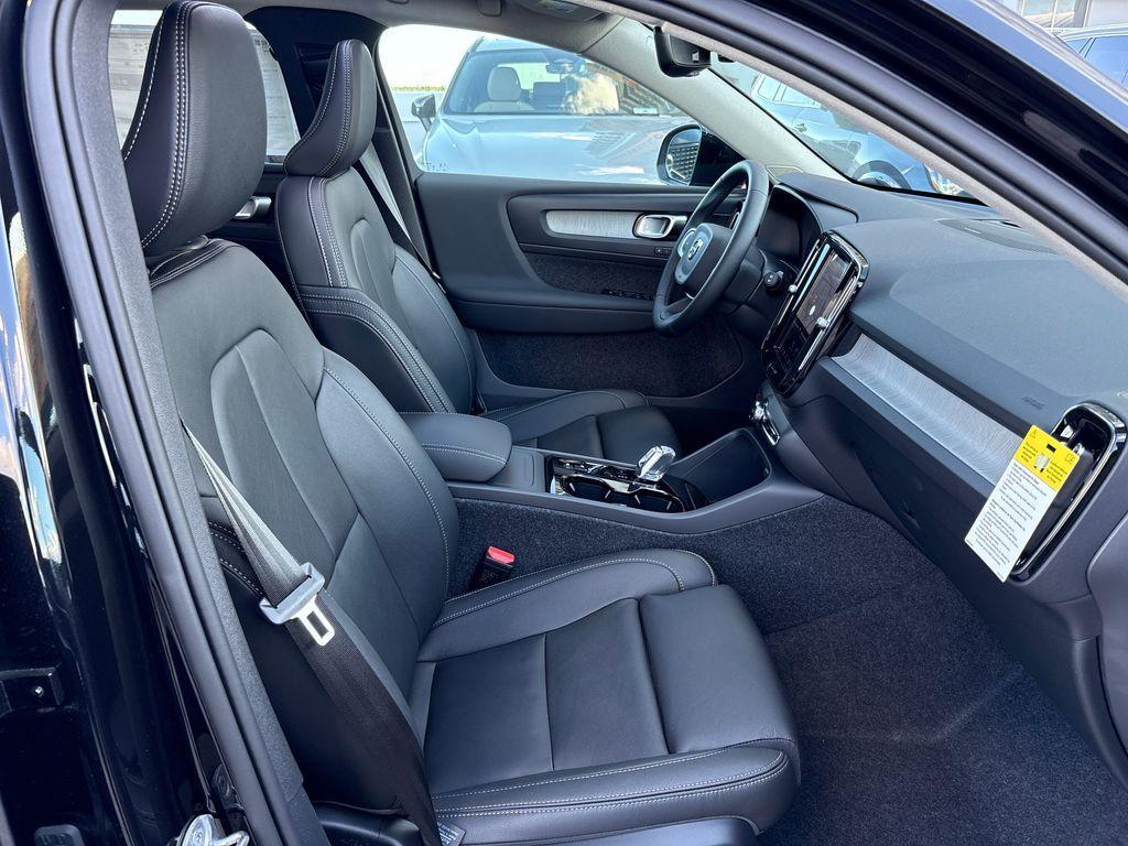 new 2026 Volvo XC40 car, priced at $52,095