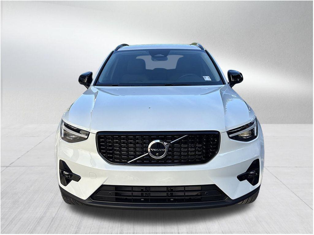 new 2026 Volvo XC40 car, priced at $52,095