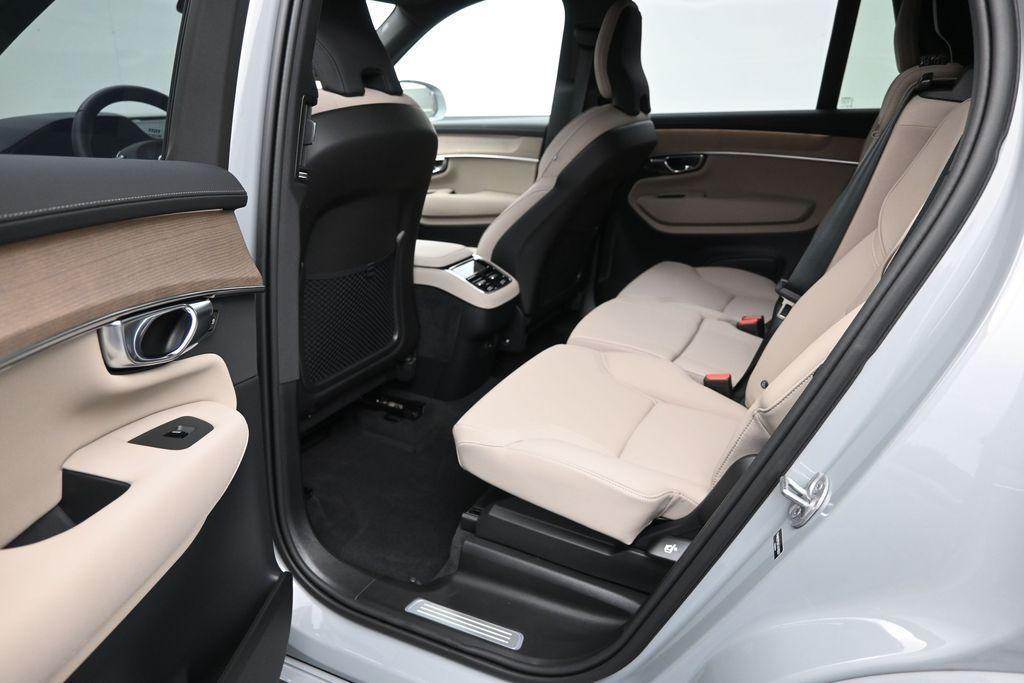 new 2026 Volvo XC90 car, priced at $64,075