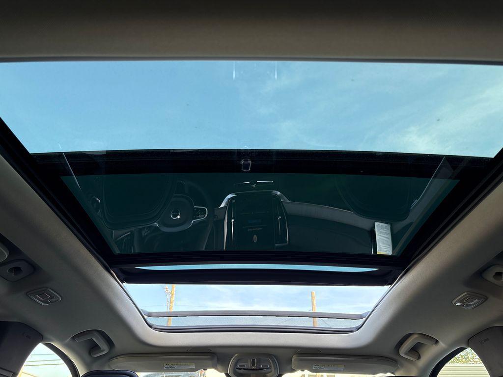 new 2026 Volvo XC90 car, priced at $73,940