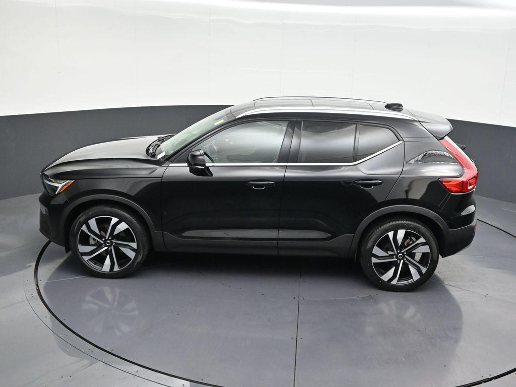 used 2023 Volvo XC40 car, priced at $25,490
