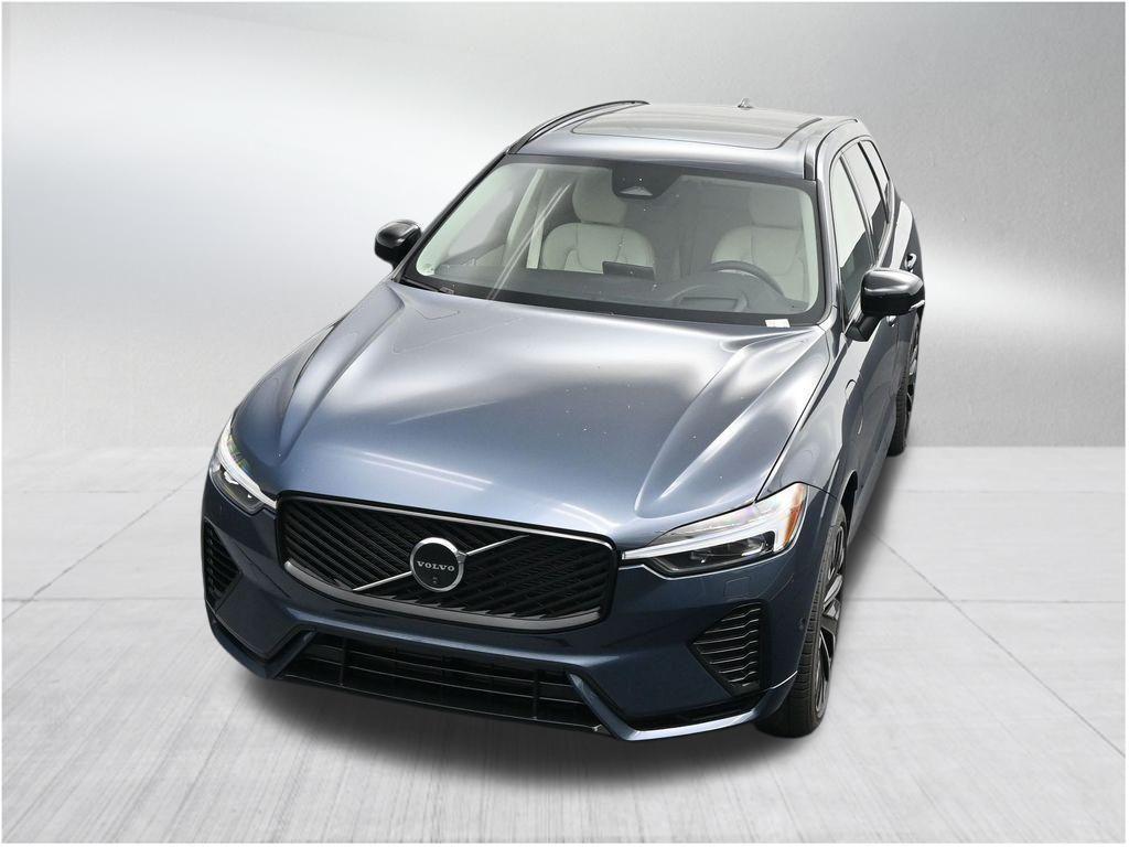 new 2026 Volvo XC60 Plug-In Hybrid car, priced at $71,235