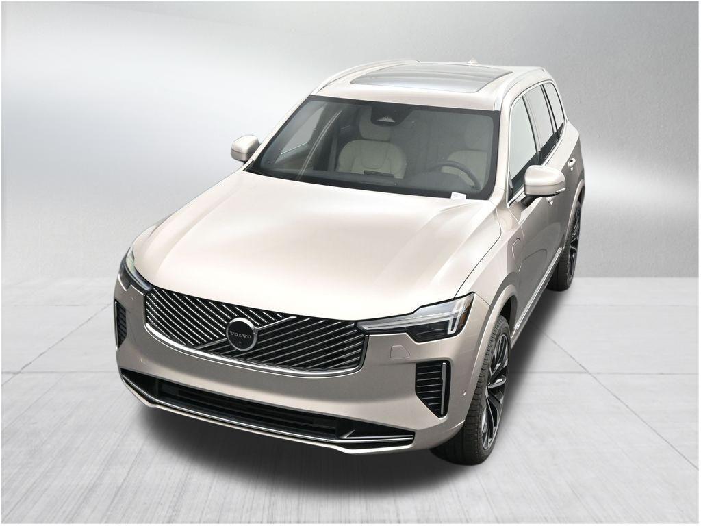 new 2026 Volvo XC90 Plug-In Hybrid car, priced at $80,125