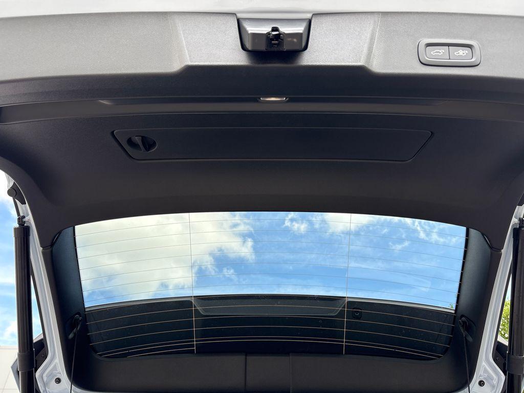 new 2026 Volvo XC40 car, priced at $49,260