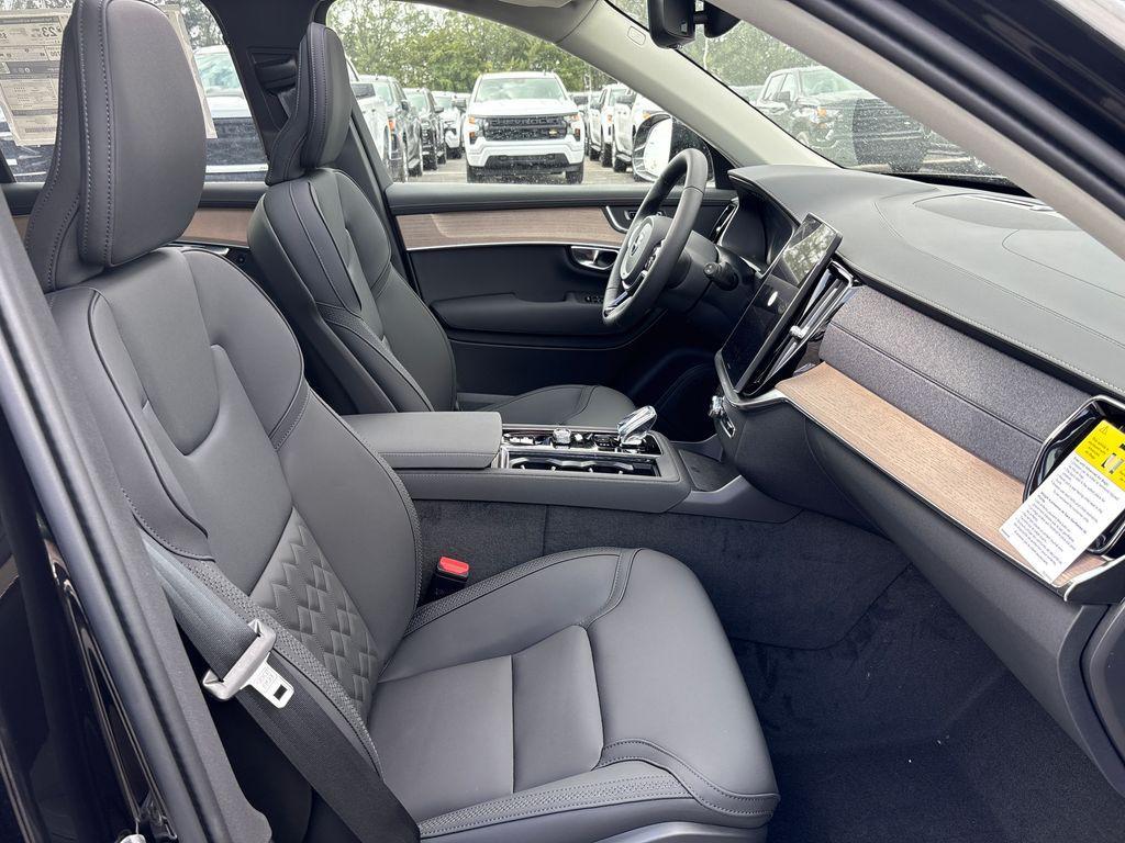 new 2026 Volvo XC90 car, priced at $67,695