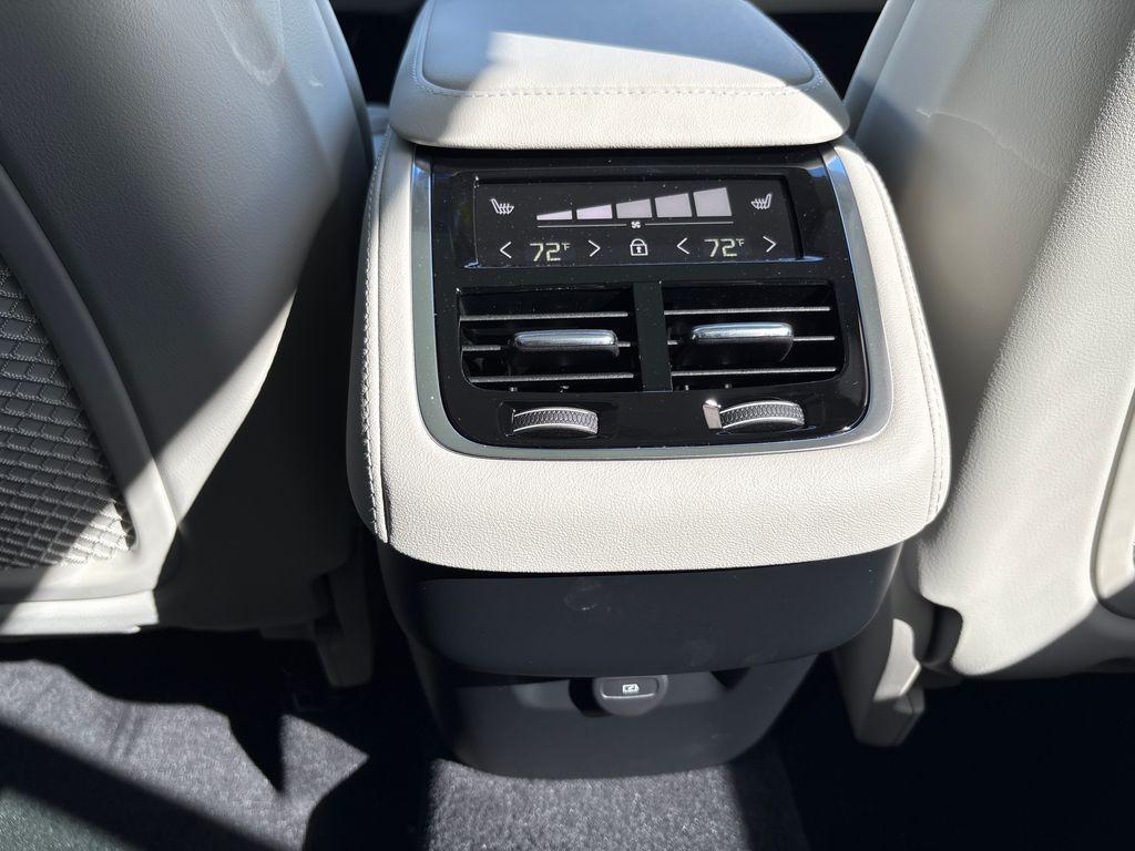 new 2026 Volvo XC90 car, priced at $72,770