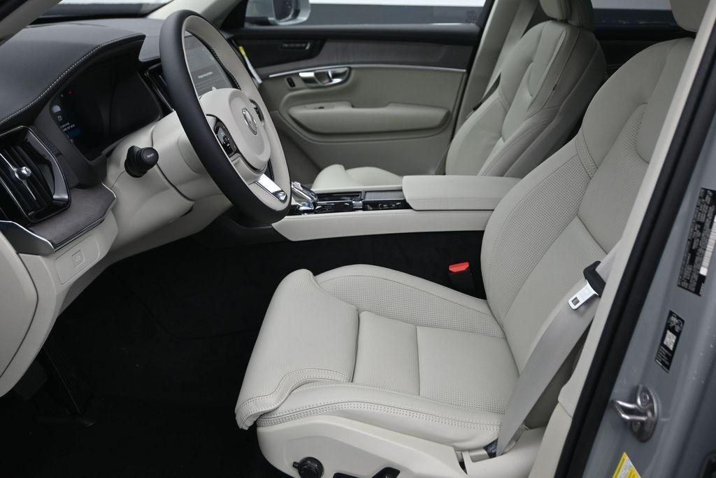 new 2026 Volvo XC90 car, priced at $73,520