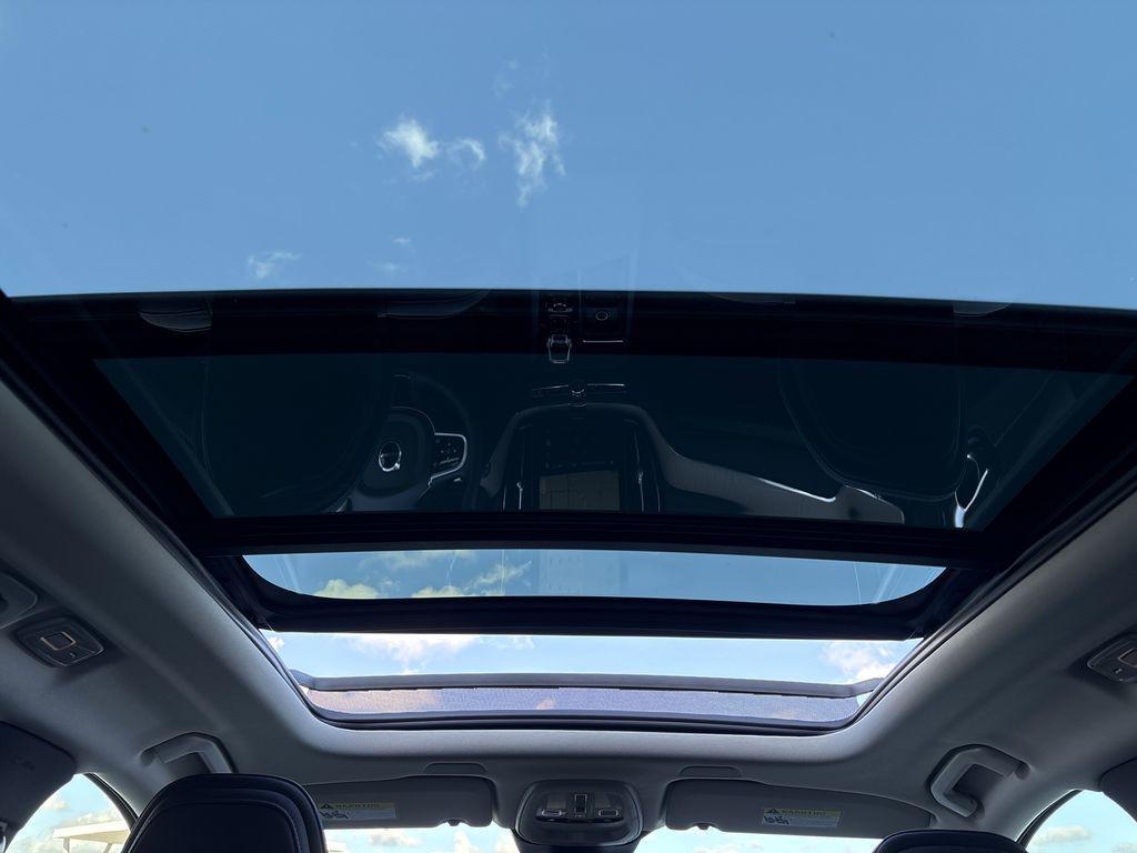 new 2026 Volvo XC60 car, priced at $50,195