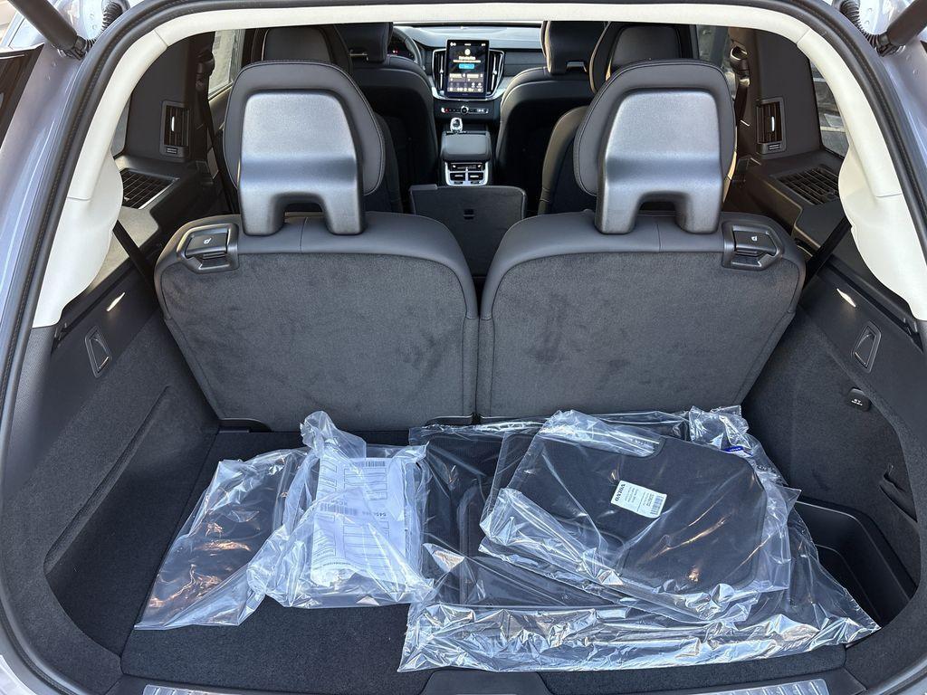 new 2026 Volvo XC90 Plug-In Hybrid car, priced at $68,995