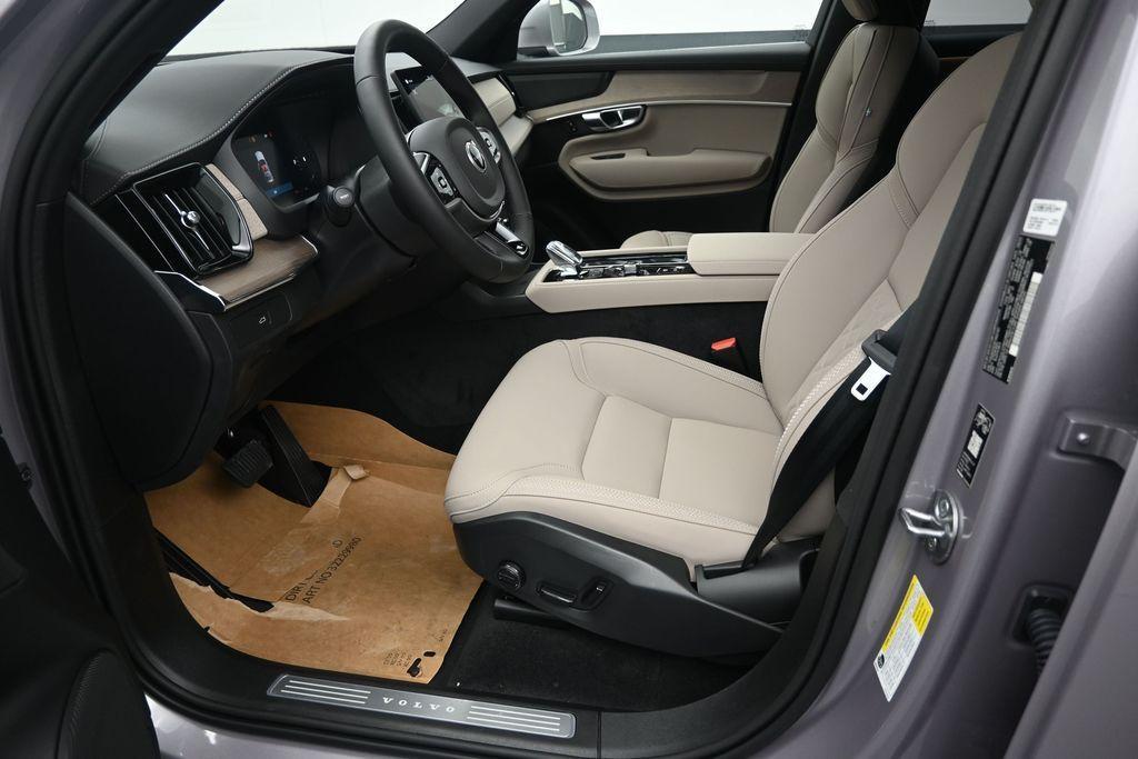 new 2026 Volvo XC90 car, priced at $70,075
