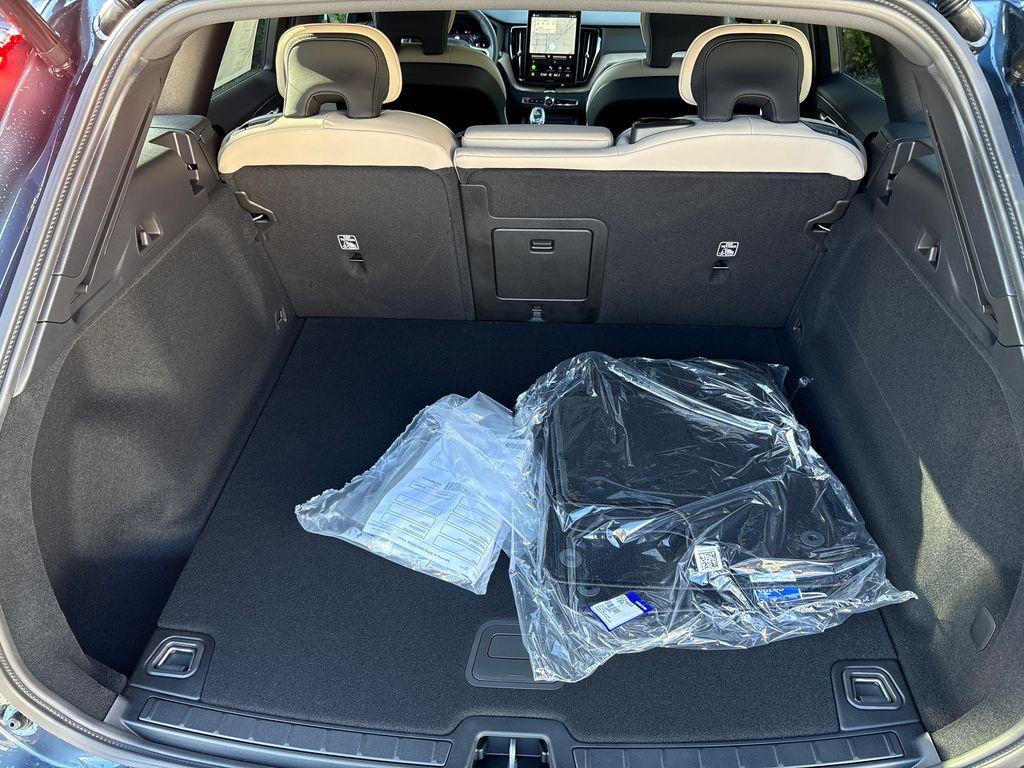 new 2026 Volvo XC60 car, priced at $51,095