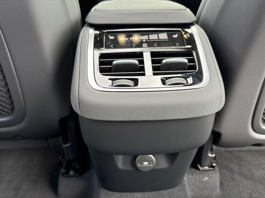 new 2026 Volvo XC90 car, priced at $68,795