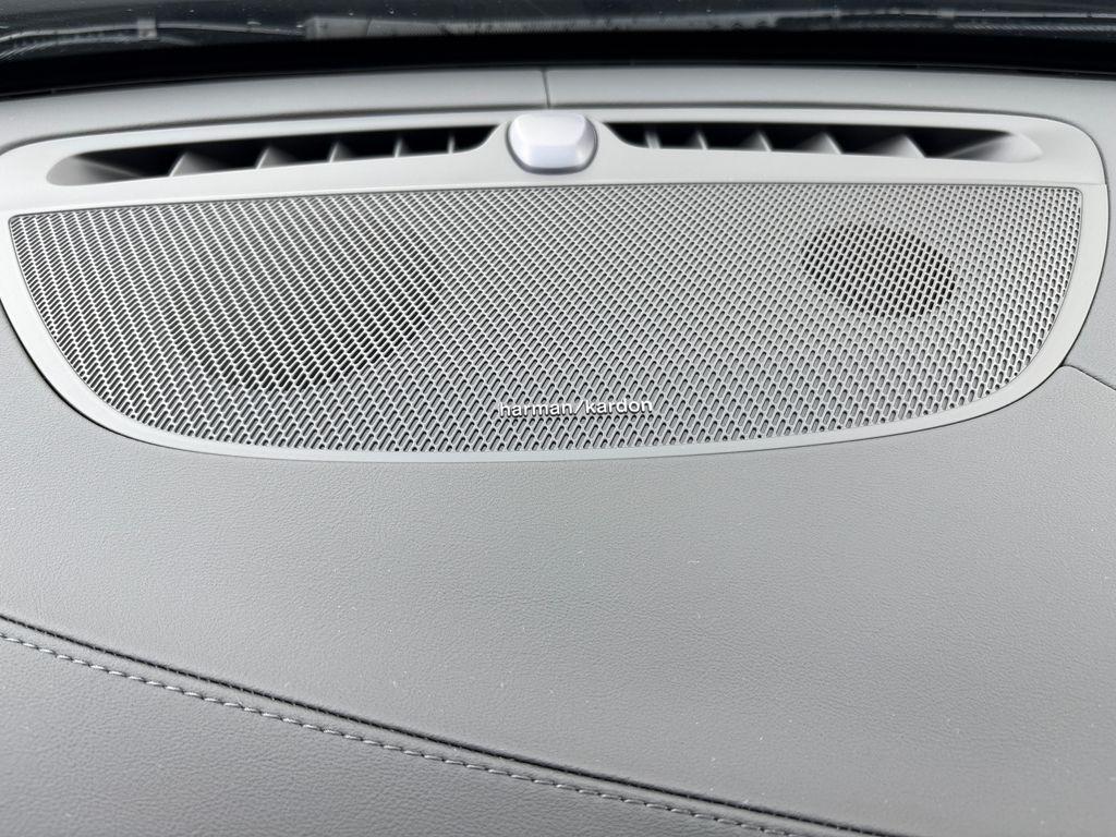 new 2026 Volvo XC90 car, priced at $64,045