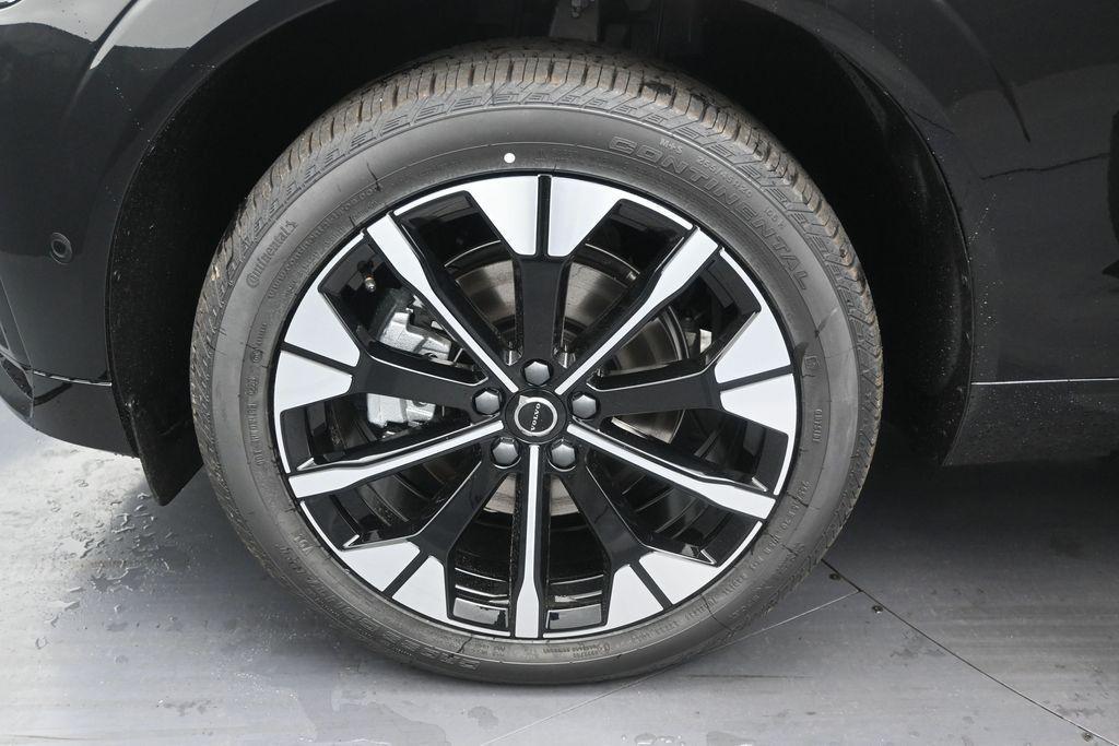 new 2026 Volvo XC60 car, priced at $56,545