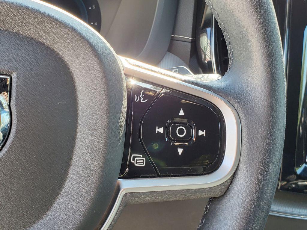 used 2022 Volvo XC60 car, priced at $30,490