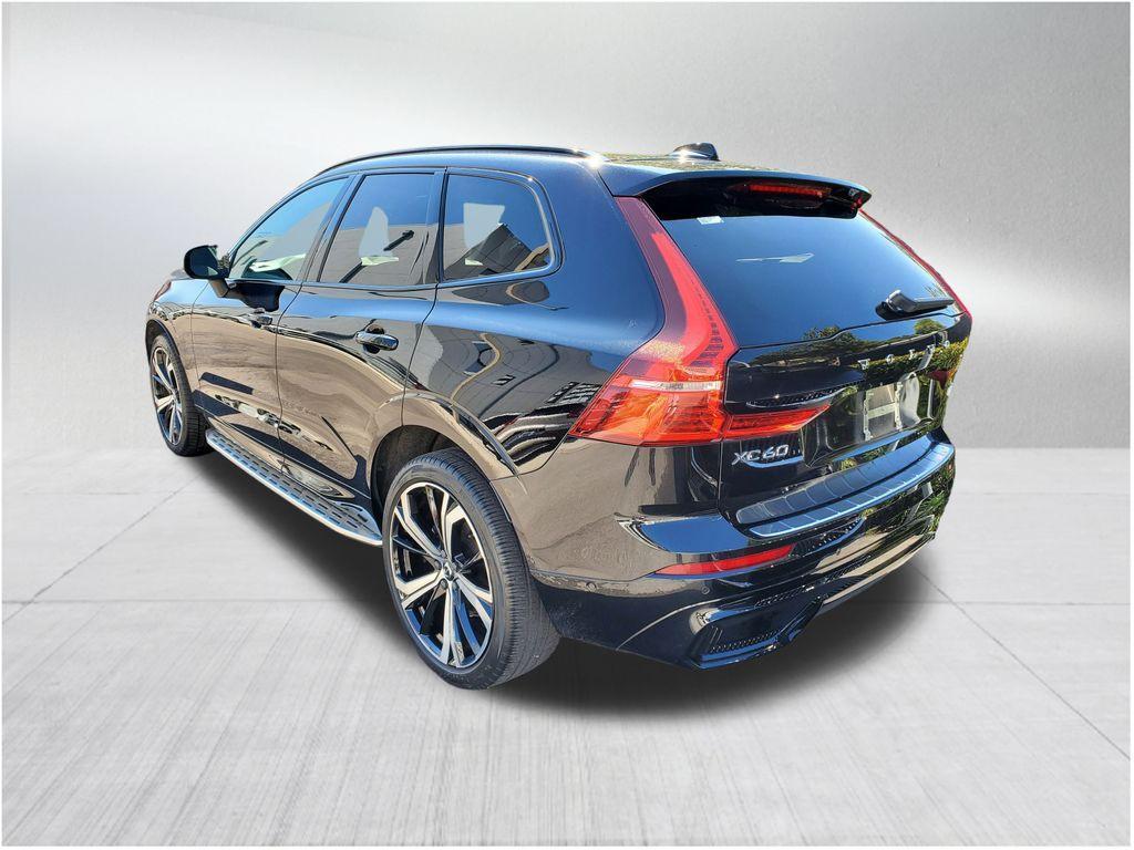used 2022 Volvo XC60 car, priced at $30,490