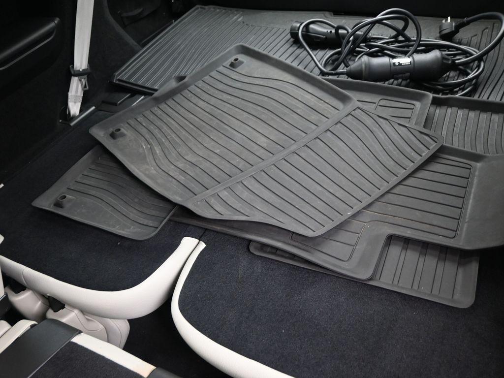 used 2025 Volvo XC90 Plug-In Hybrid car, priced at $51,990