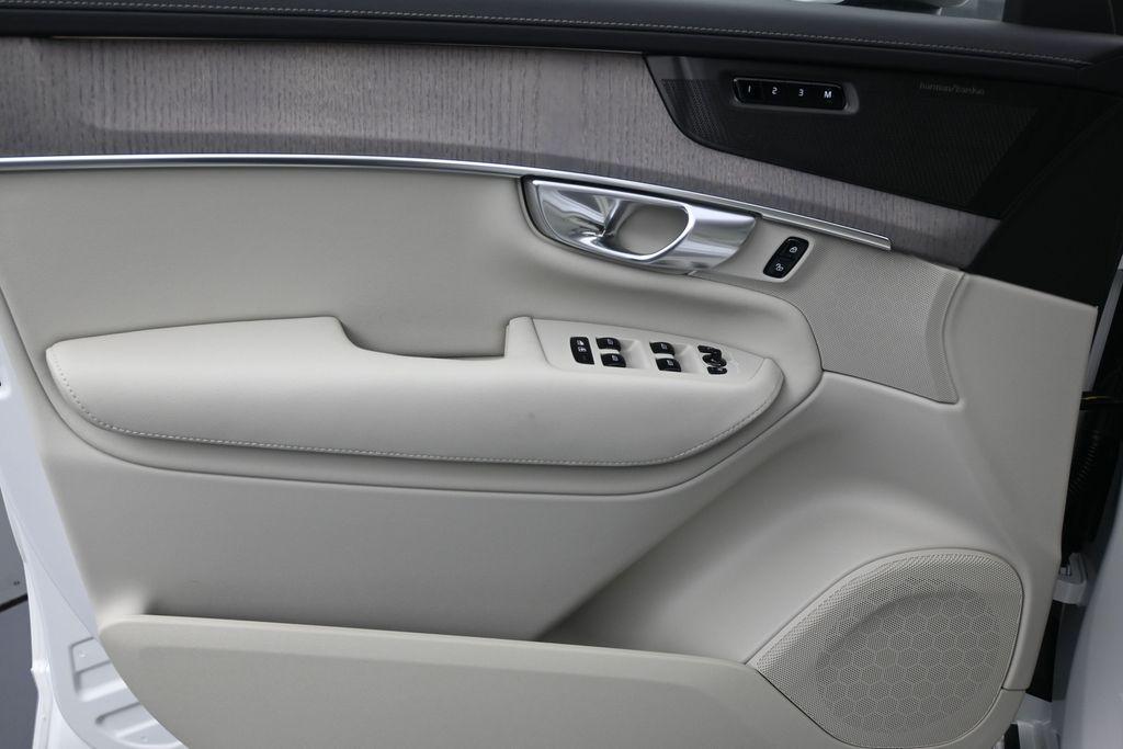 new 2026 Volvo XC90 car, priced at $73,405