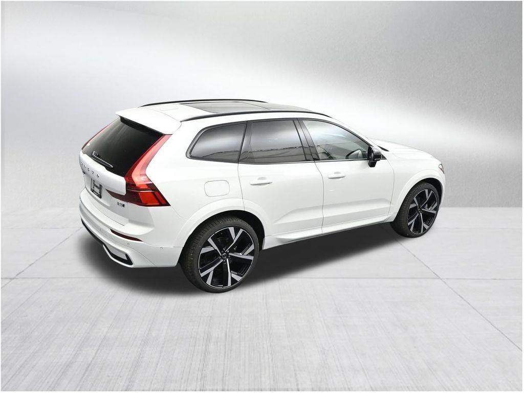 new 2026 Volvo XC60 car, priced at $61,270