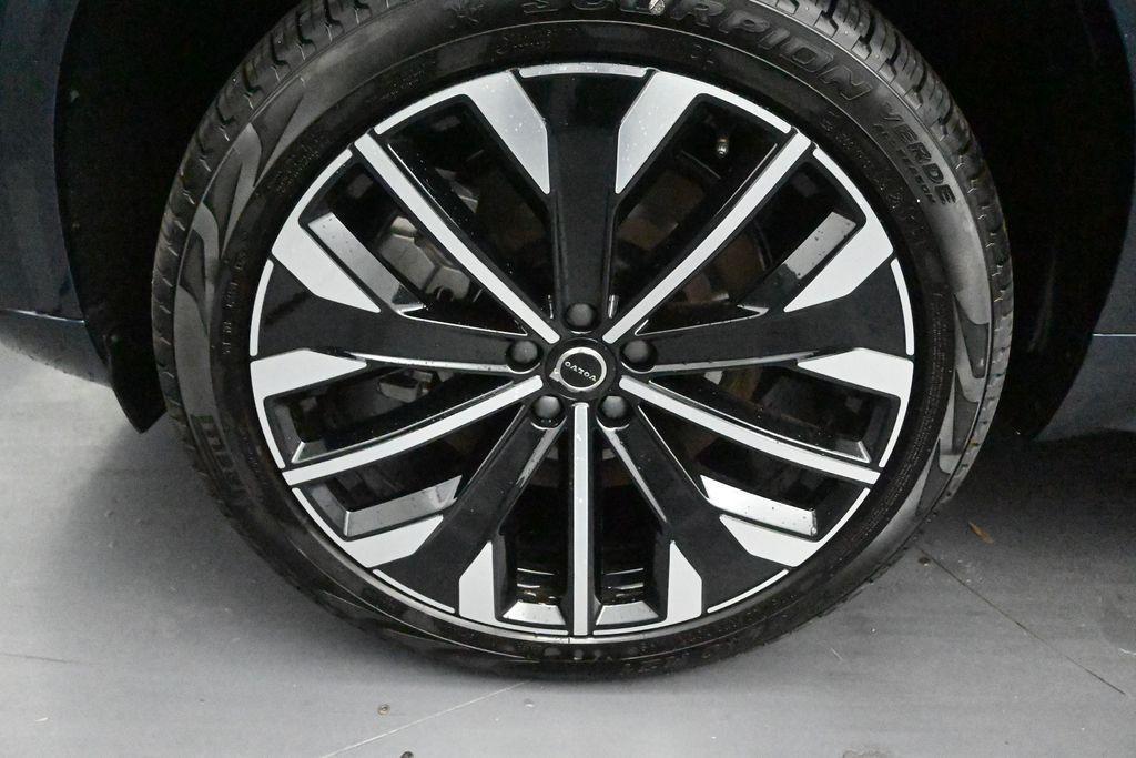 new 2026 Volvo XC90 Plug-In Hybrid car, priced at $79,195