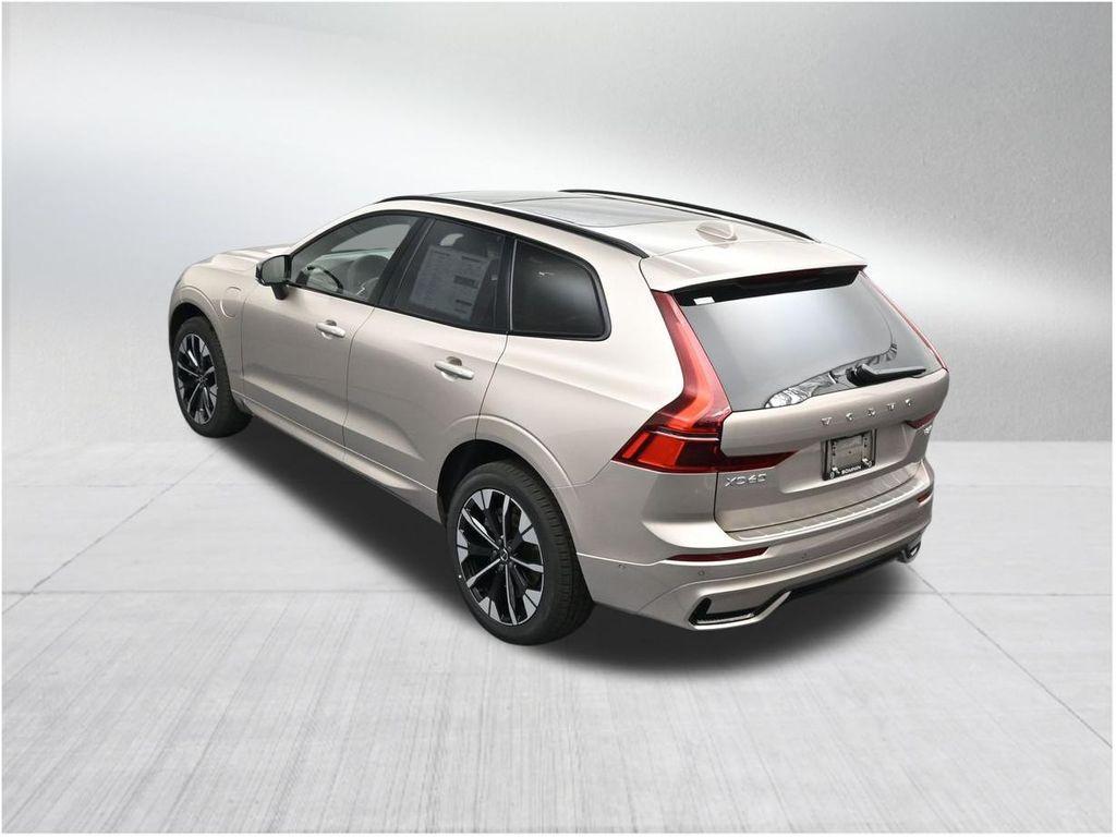 new 2026 Volvo XC60 Plug-In Hybrid car, priced at $65,405