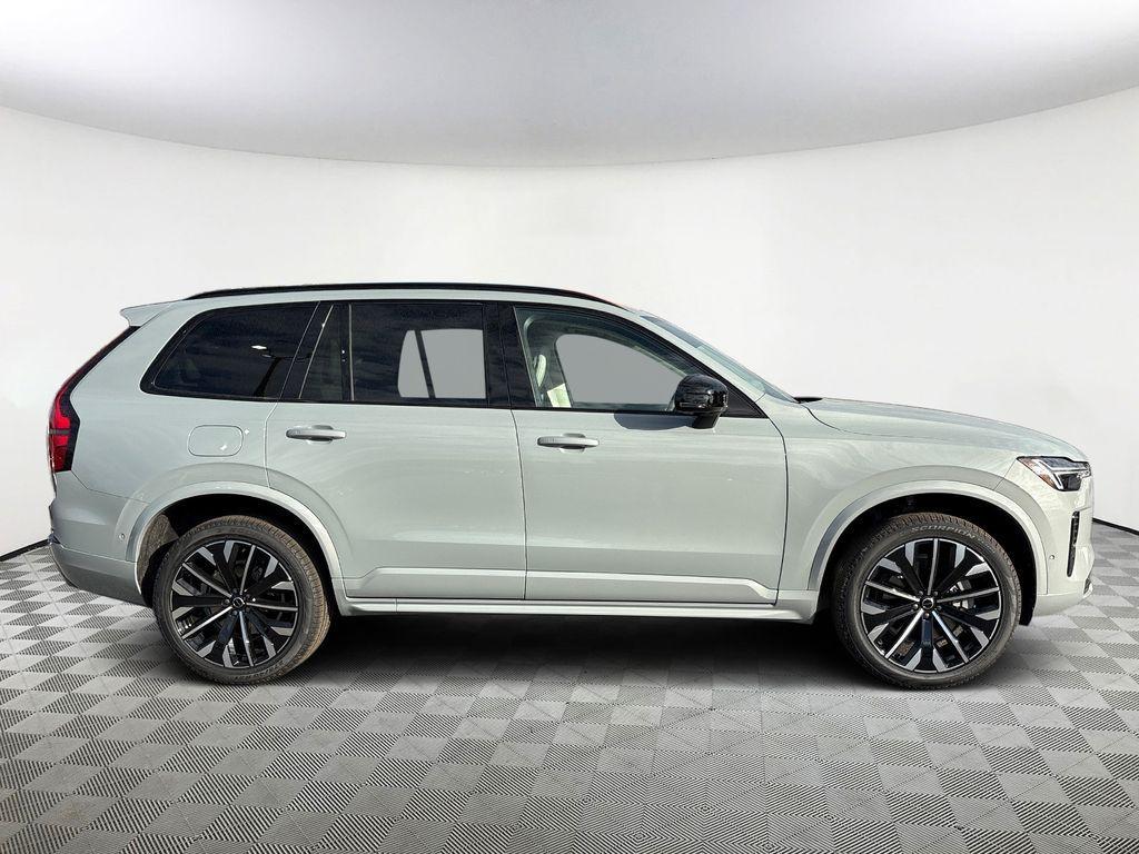 new 2026 Volvo XC90 car, priced at $73,270