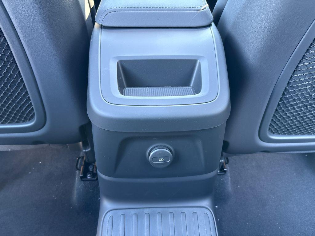 new 2026 Volvo XC60 Plug-In Hybrid car, priced at $71,820