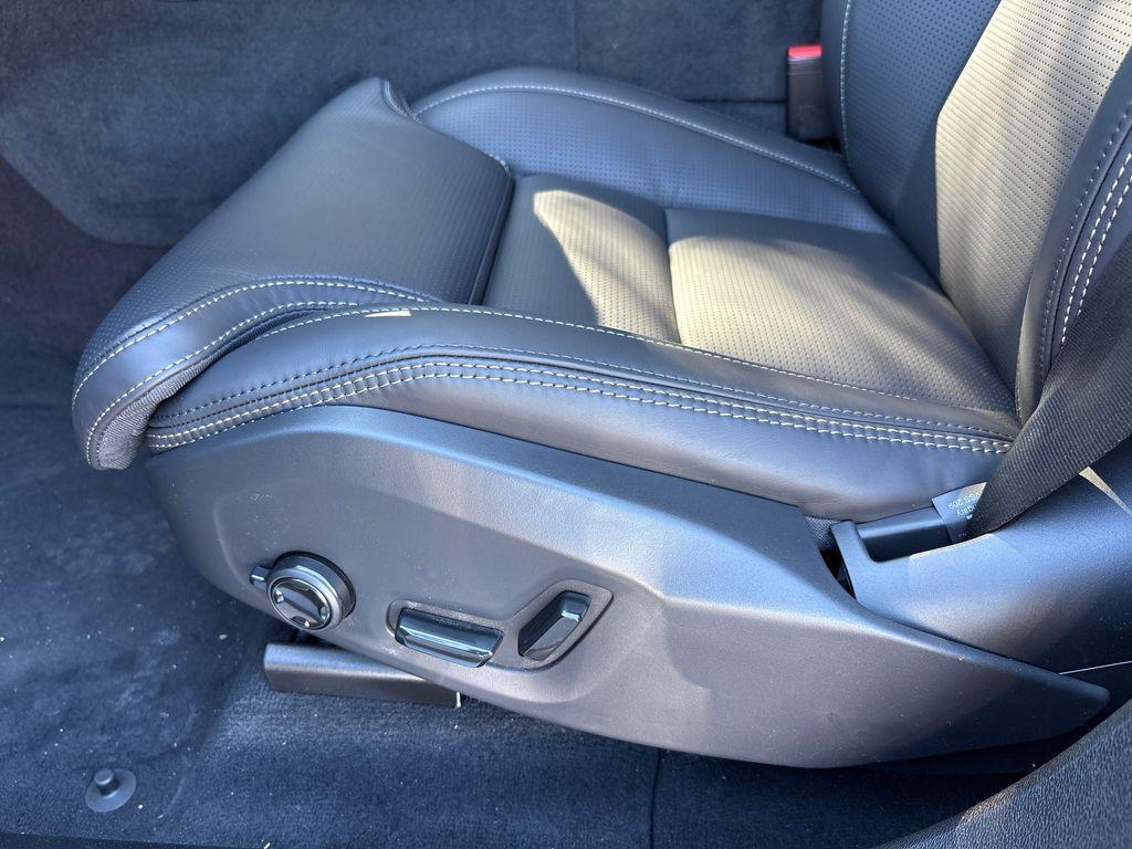 new 2026 Volvo XC60 Plug-In Hybrid car, priced at $71,820