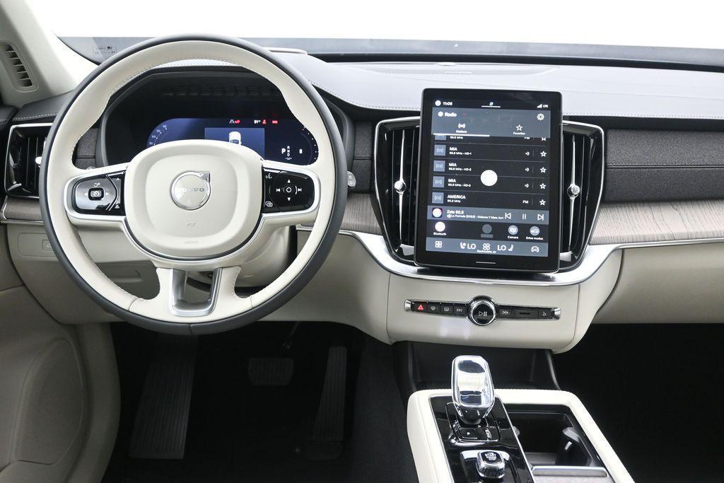 new 2026 Volvo XC90 car, priced at $73,405