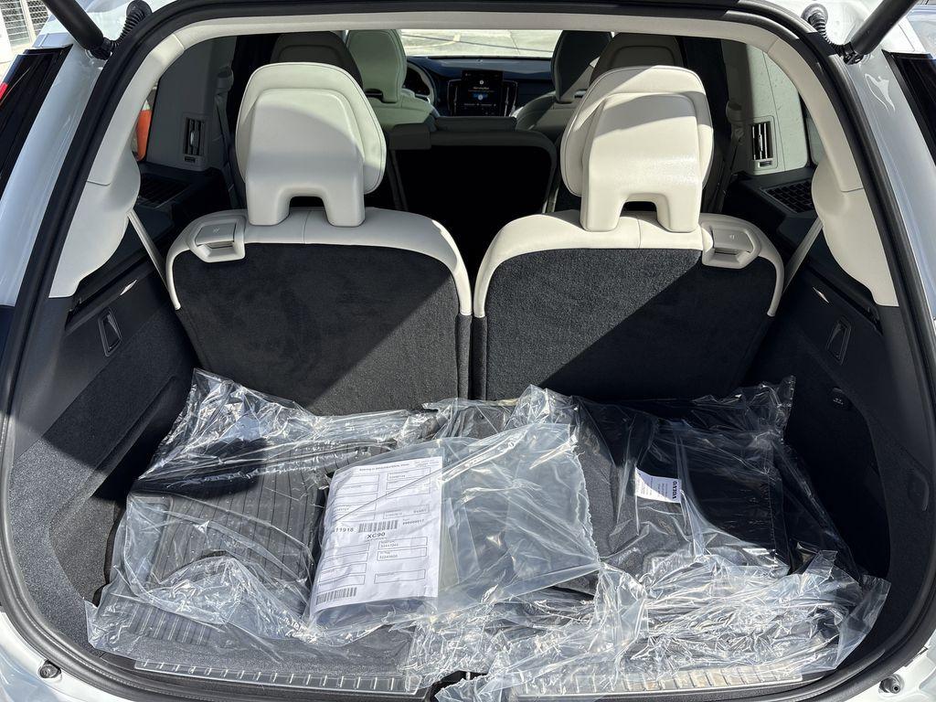 new 2026 Volvo XC90 car, priced at $71,655