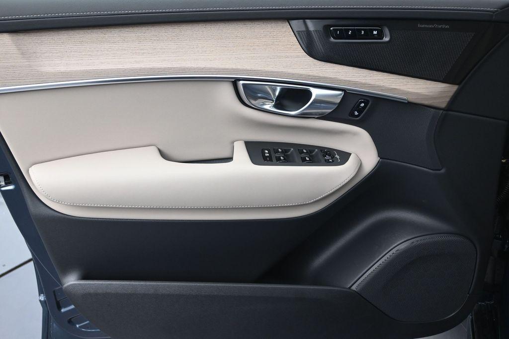 new 2026 Volvo XC90 car, priced at $70,195